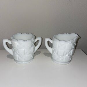 Vintage Westmoreland Milk Glass Creamer and Sugar Bowl Set Old Quilt‎ Pattern